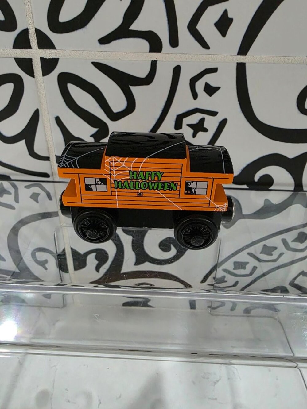 Haunted Caboose Thomas the Train Wooden Railway 2003 Happy Halloween Orange Rare